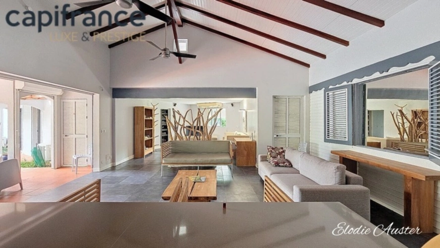 Photos 11 - Prestigious - 8-room property with sea view and close to beaches and a 190m2 building to renovate