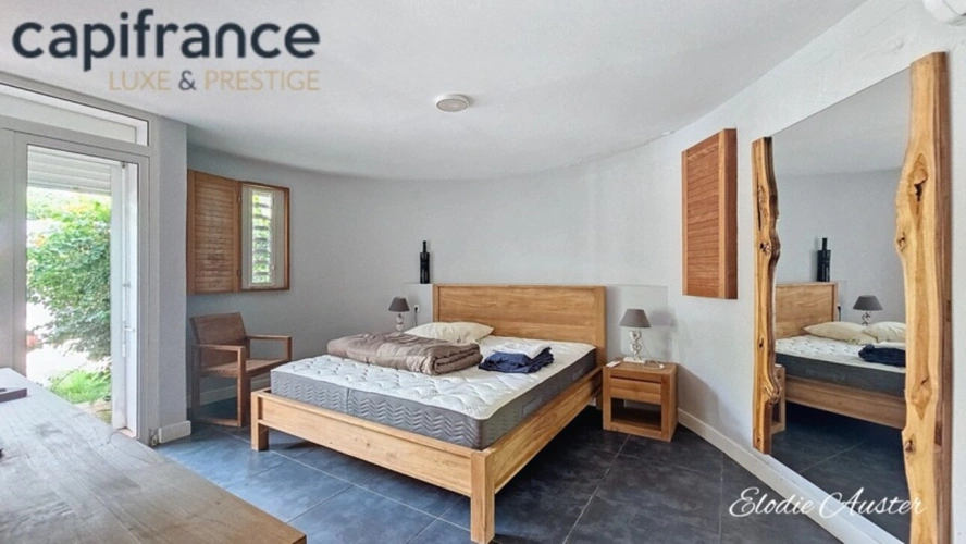 Photos 14 - Prestigious - 8-room property with sea view and close to beaches and a 190m2 building to renovate