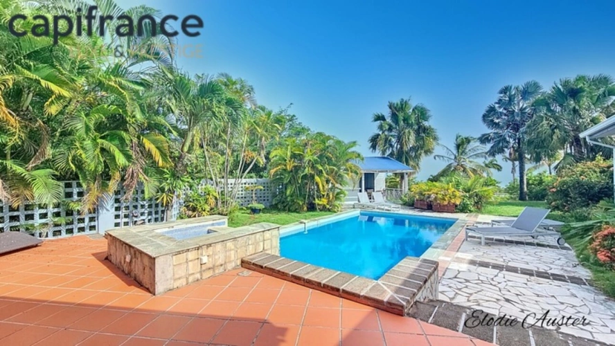 Photos 16 - Prestigious - 8-room property with sea view and close to beaches and a 190m2 building to renovate