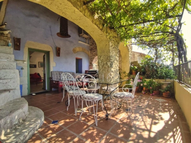 Photos 2 - Touristique - Maison en pierre