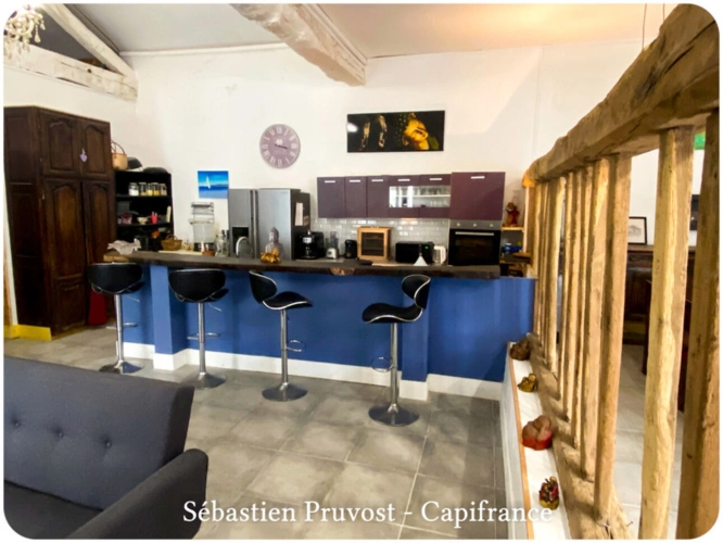 Photos 8 - Prestige - Propriete à vendre 6 pièces proche de BRANTOME (24), site en sommet de colline, clos de murs, piscine, annexe, dépendances