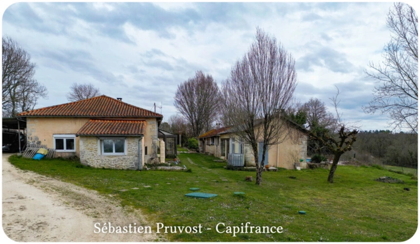 Photos 12 - Prestige - Propriete à vendre 6 pièces proche de BRANTOME (24), site en sommet de colline, clos de murs, piscine, annexe, dépendances