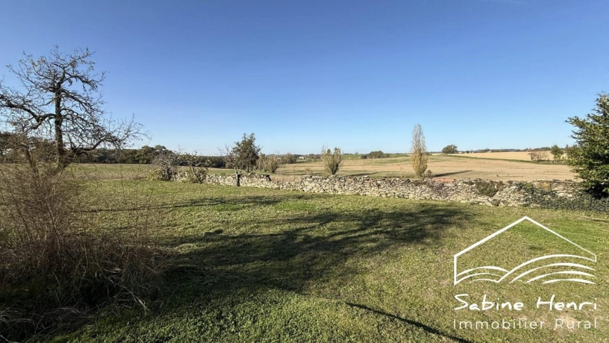 Photos 3 - Prestige - Corps de ferme avec 2 ha env