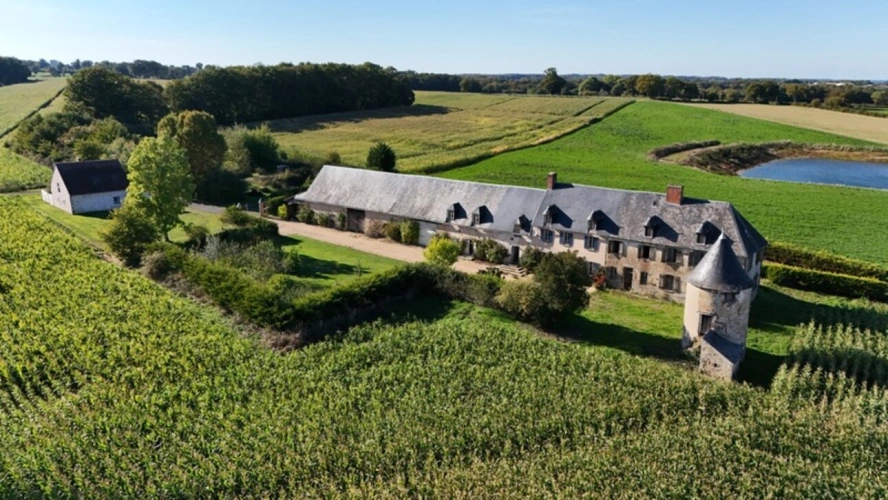 Photos 2 - Prestige - Dpt Creuse (23), à vendre Villard - Château de 9 pièces 320 m2 - Maison de gardien 4 pièces 114 m2 - Terrain 8770 m2