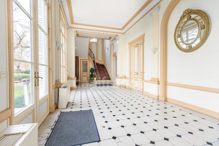 Photos 25 - Prestige - Château à vendre 30 pièces à REIMS (51)