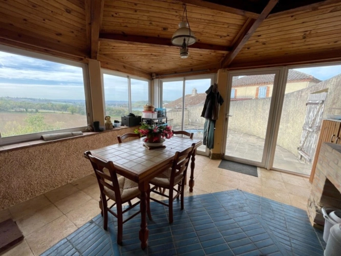 Photos 27 - Prestige - Hameau Authentique T15 à vendre, avec Maison et 6 logements indépendants et une vue panoramique-Saint-Vincent-Lespinasse (82)