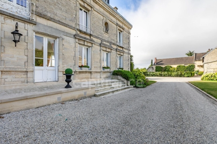 Photos 2 - Prestige - Propriete à vendre 11 pièces CLAMECY (02)