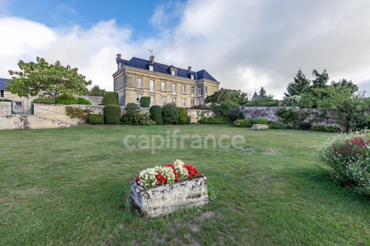 Photos 61 - Prestige - Propriete à vendre 11 pièces CLAMECY (02)