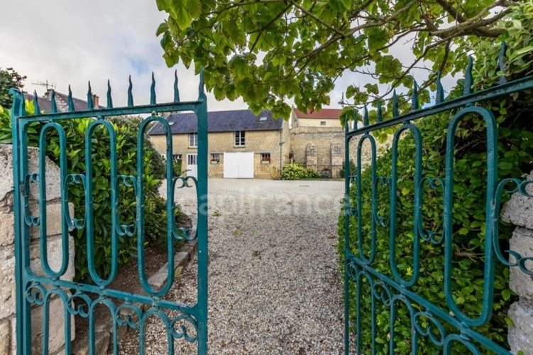 Photos 65 - Prestige - Propriete à vendre 11 pièces CLAMECY (02)