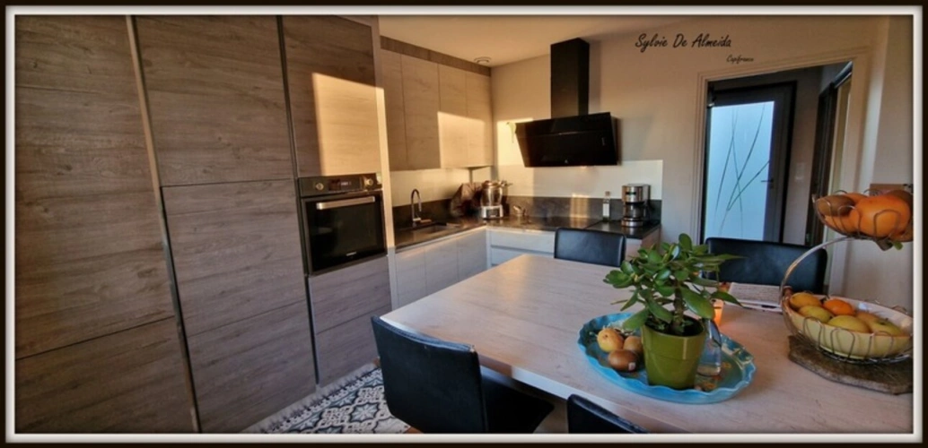 Photos 7 - Touristique - Propriété à vendre PONT DE VEYLE (01) 16,5 Hec,vue,maison 145 m²,ferme à rénover 170 m²,pigeonnier,hangar,équestre