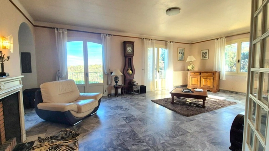 Photos 7 - Prestige - Belle propriété 6 pièces avec piscine PRADES (66)