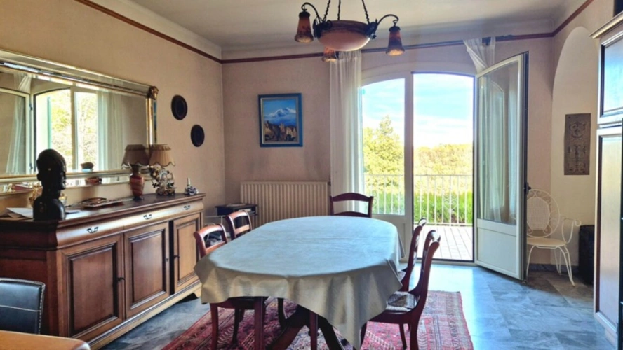 Photos 8 - Prestige - Belle propriété 6 pièces avec piscine PRADES (66)