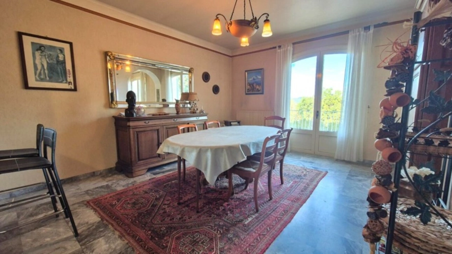 Photos 9 - Prestige - Belle propriété 6 pièces avec piscine PRADES (66)