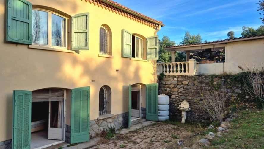 Photos 12 - Prestige - Belle propriété 6 pièces avec piscine PRADES (66)