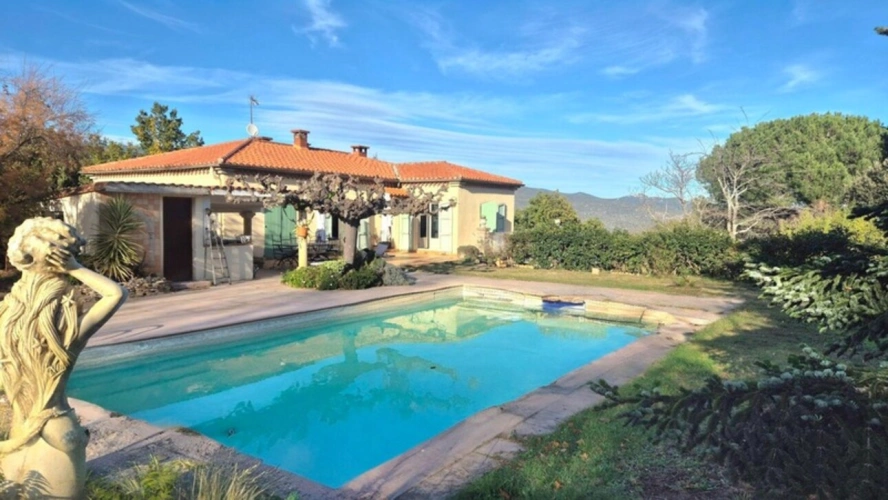 Photos 22 - Prestige - Belle propriété 6 pièces avec piscine PRADES (66)