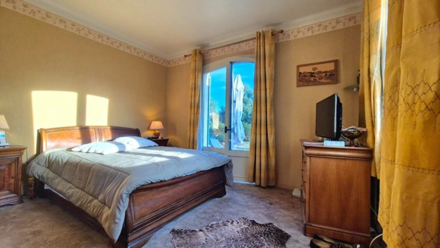 Photos 24 - Prestige - Belle propriété 6 pièces avec piscine PRADES (66)