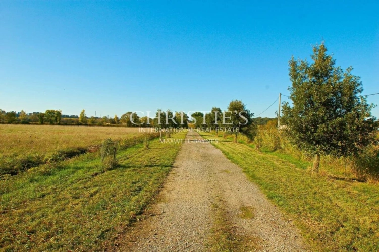 Photos 23 - Equestrian - 27-hectare property in one piece, isolated, quiet. Character buildings. To be renovated.