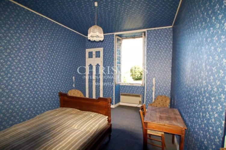 Photos 11 - Equestrian - 27-hectare property in one piece, isolated, quiet. Character buildings. To be renovated.