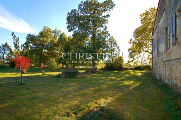 Photos 17 - Equestrian - 27-hectare property in one piece, isolated, quiet. Character buildings. To be renovated.