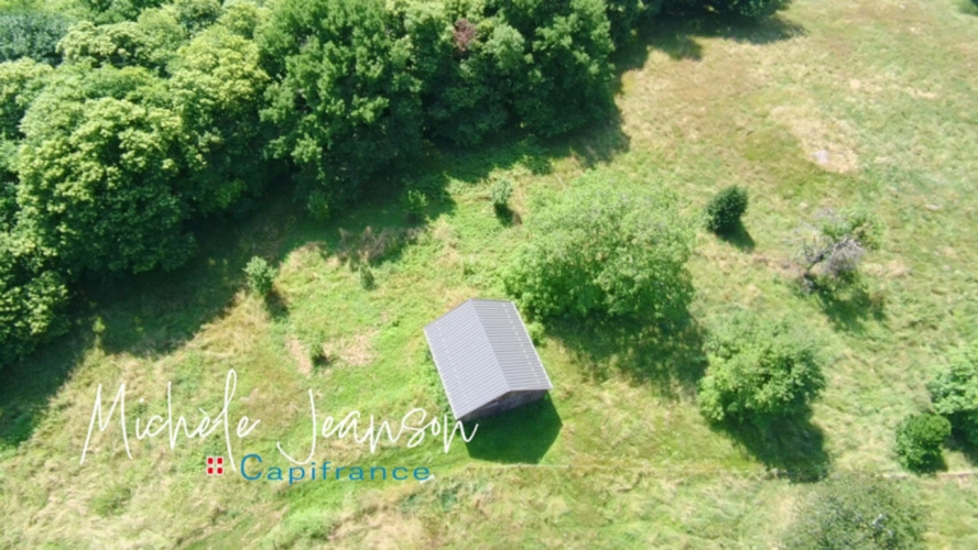 Photos 5 - Tourist - À vendre – Hangar sur deux niveaux avec plus d’un hectare de terrain à SAINT GEORGES D'HURTIERES (73)