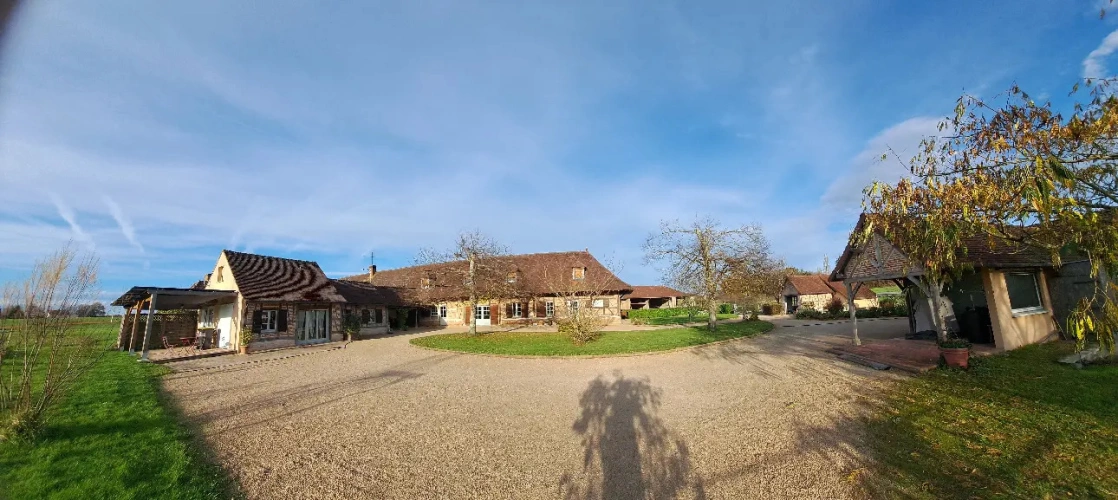 Photos 5 - Prestigious - Ferme Louhannaise XIX: Gîte and Bed and Breakfast