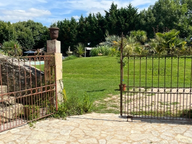 Photos 14 - Équestre - Dpt Gers (32), Proche AUCH - ELEGANTE PROPRIETE GASCONNE sans travaux piscine -4,5HA,- gîtes- chambres d'hôtes - évènementiels