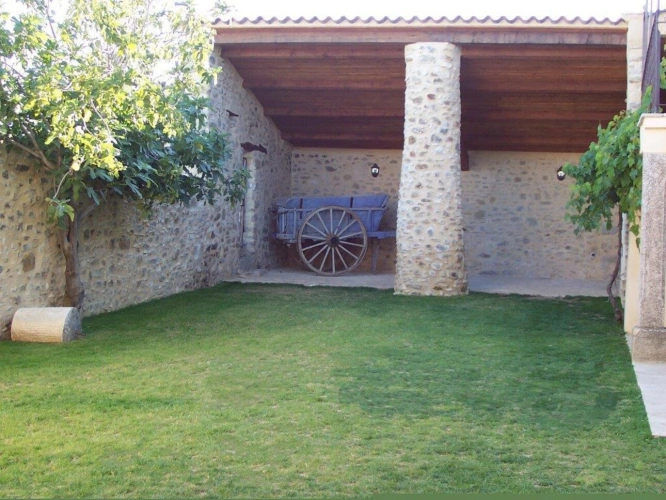 Photos 15 - Prestige - MAS RESTAURE  avec 19 Hectares  et autonome