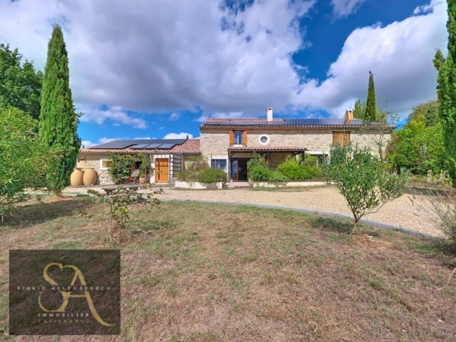 Photos 1 - Équestre - Domaine à vendre (Aude) – vue sur les Pyrénées – autonomie rare