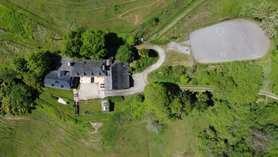 Photos 51 - Équestre - Pau (64) - À vendre Propriété de 450m2 - Forêt et prairie de 20 ha avec vue exceptionnelle sur les Pyrénées au calme