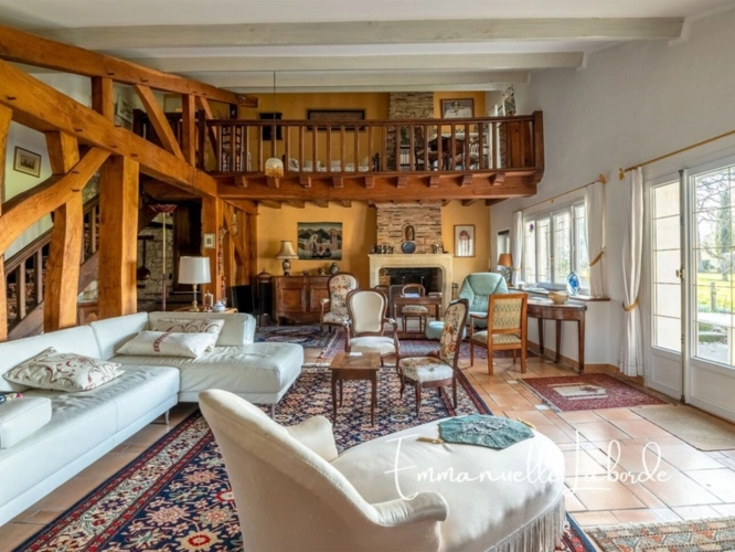 Photos 12 - Prestige - Domaine en pierre avec dépendances et 5 hectares de nature – Monbazillac (24240)