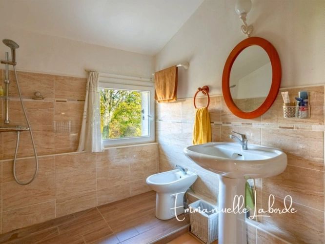 Photos 24 - Prestige - Domaine en pierre avec dépendances et 5 hectares de nature – Monbazillac (24240)