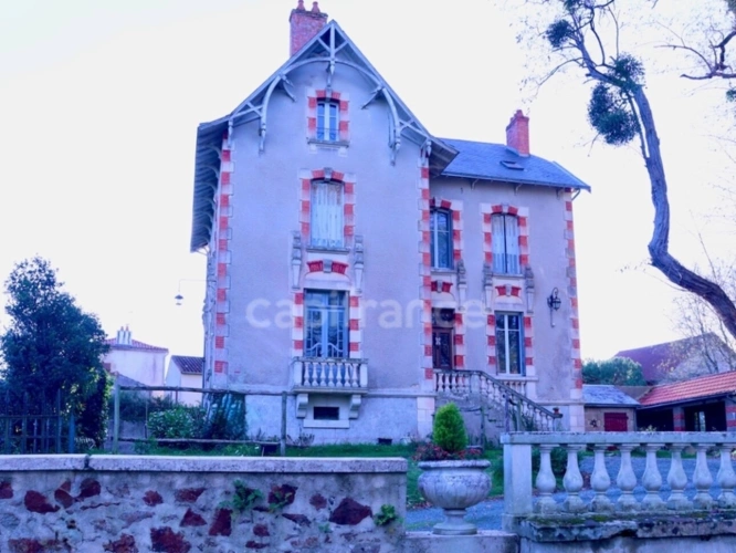 Photos 1 - Prestigious - Large family house with character, heated swimming pool, forest and peace and quiet – Mervent-Vouvan