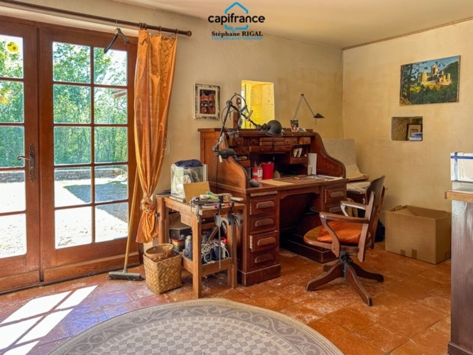 Photos 14 - Équestre - Propriete à vendre 7 pièces FUMEL (47) Propriété de 230m2 sur 11ha de prairie et de bois. Piscine et lac