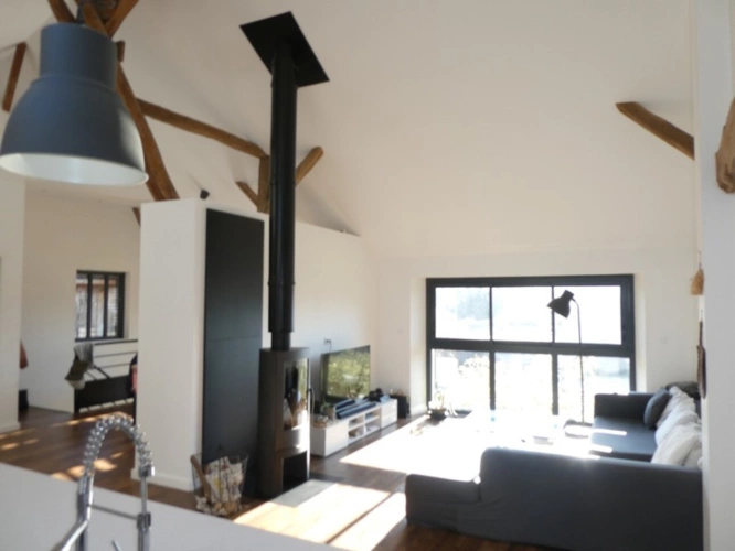 Photos 13 - Touristique - VAGNEY (88)Propriété d'exception T8  avec un appartement T3 exploité en location saisonnière , piscine , terrain 900m².               avec piscine, terrain 900m²