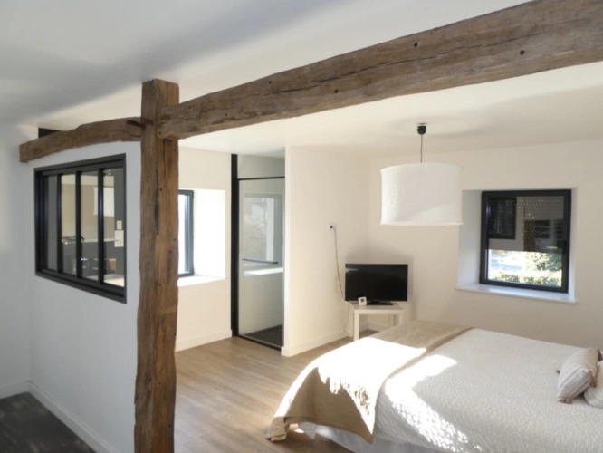 Photos 18 - Touristique - VAGNEY (88)Propriété d'exception T8  avec un appartement T3 exploité en location saisonnière , piscine , terrain 900m².               avec piscine, terrain 900m²