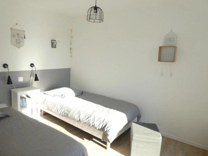 Photos 22 - Touristique - VAGNEY (88)Propriété d'exception T8  avec un appartement T3 exploité en location saisonnière , piscine , terrain 900m².               avec piscine, terrain 900m²