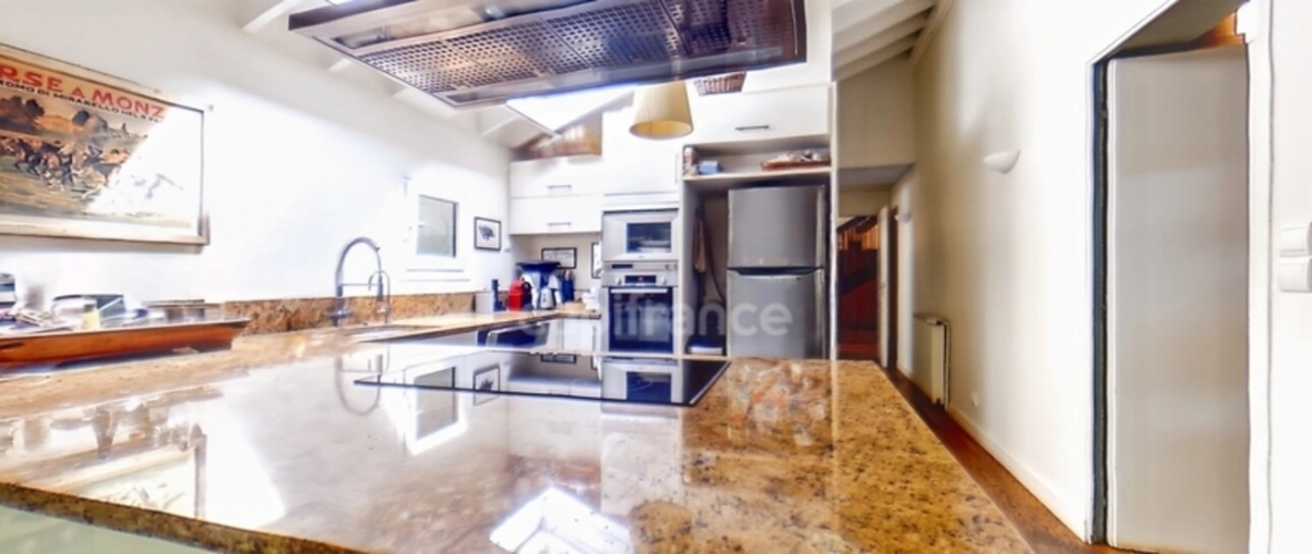 Photos 6 - Prestige - A vendre Propriété d'Exception sur le Commune de GOUVIEUX - 230m2 entièrement rénovée édifiée sur près de 9000m2 de jardin