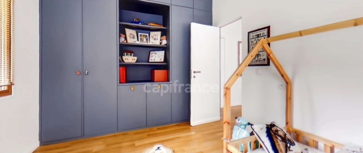 Photos 10 - Prestige - A vendre Propriété d'Exception sur le Commune de GOUVIEUX - 230m2 entièrement rénovée édifiée sur près de 9000m2 de jardin