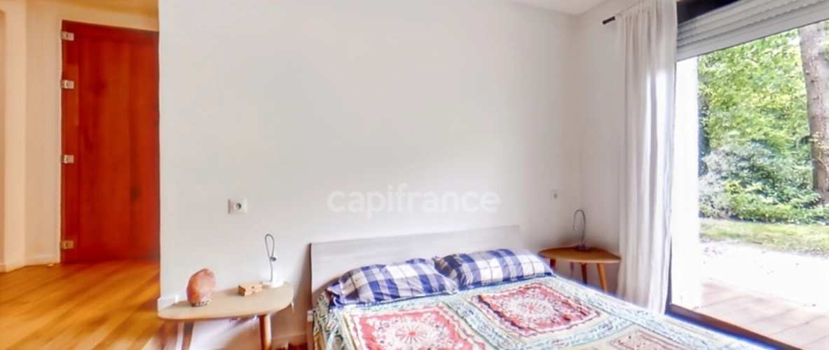 Photos 13 - Prestige - A vendre Propriété d'Exception sur le Commune de GOUVIEUX - 230m2 entièrement rénovée édifiée sur près de 9000m2 de jardin