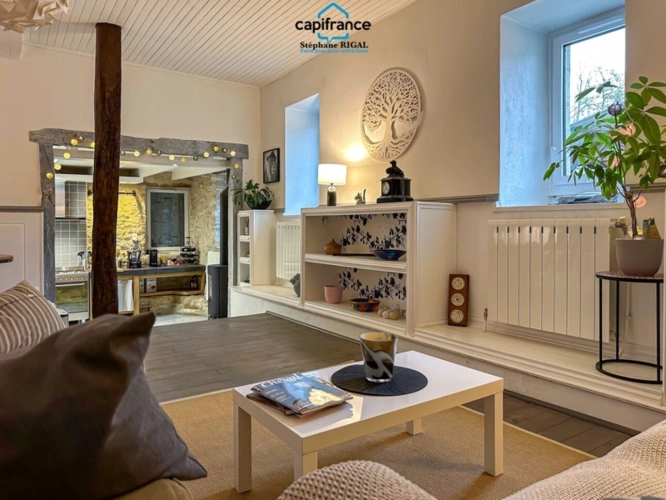 Photos 9 - Équestre - Propriété à vendre 8 pièces, propriété de 220m2 chalet - boxes à chevaux - dépendances sur 7ha de terrain