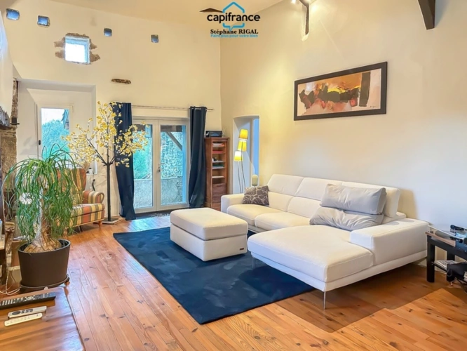 Photos 15 - Équestre - Propriété à vendre 8 pièces, propriété de 220m2 chalet - boxes à chevaux - dépendances sur 7ha de terrain