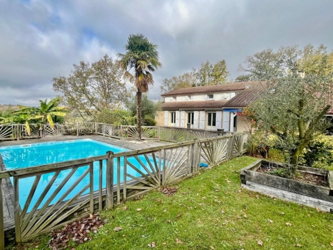 Photos 10 - Équestre - MIRANDE(32)et MIELAN proche: PROPRIETE 3.3HA, isolée, calme, position dominante, VUE, sans travaux, chevaux et famille bienvenus