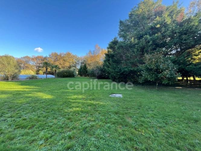 Photos 5 - Touristique - À 6 minutes de l’océan, propriété à fort potentiel dans un cadre naturel d’exception