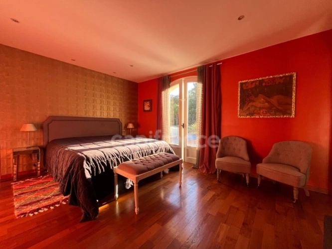 Photos 17 - Touristique - À 6 minutes de l’océan, propriété à fort potentiel dans un cadre naturel d’exception