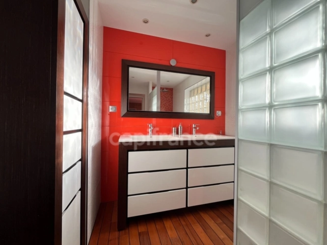 Photos 18 - Touristique - À 6 minutes de l’océan, propriété à fort potentiel dans un cadre naturel d’exception