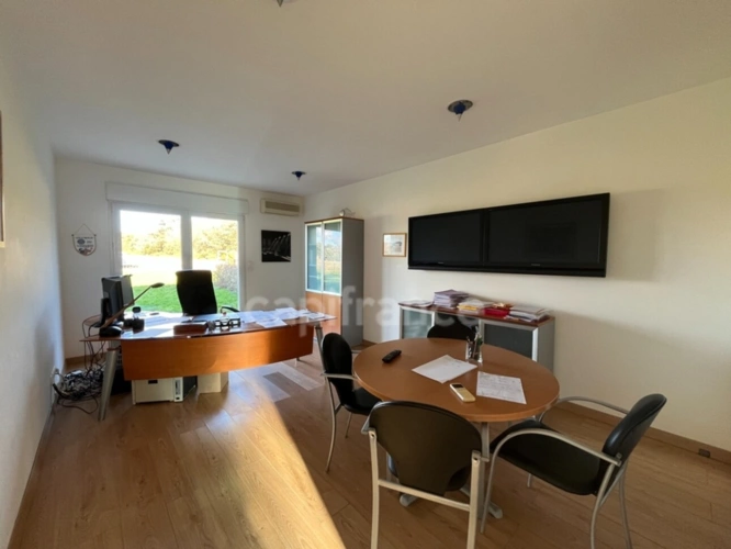 Photos 23 - Touristique - À 6 minutes de l’océan, propriété à fort potentiel dans un cadre naturel d’exception