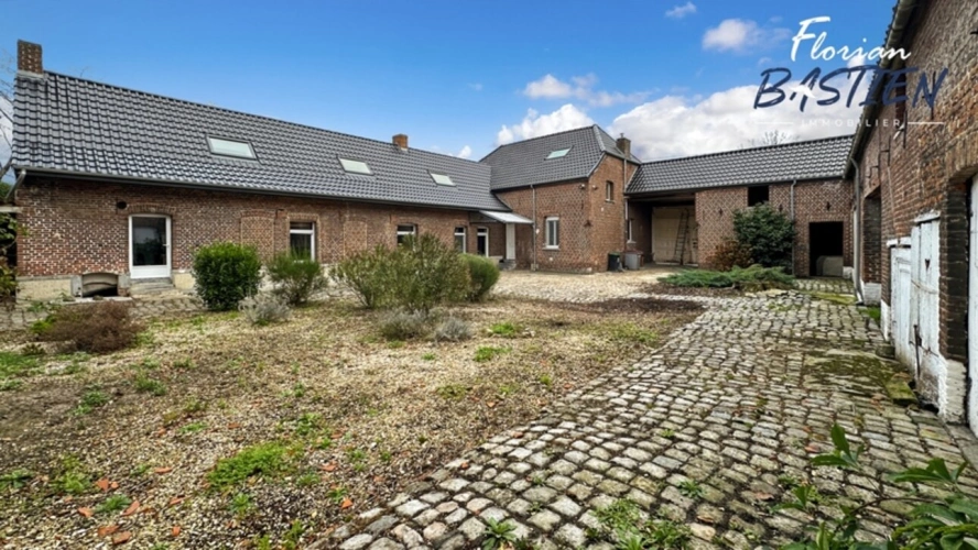 Photos 5 - Prestige - Un corps de ferme d’exception, à l’abri des regards, où authenticité et potentiel se rencontrent à Lecelles