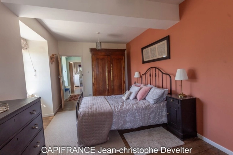 Photos 16 - Prestigious - 4 bedroom character stone house on 6 acre land