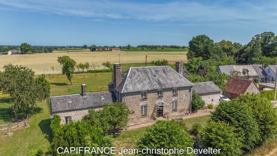 Photos 25 - Prestigious - 4 bedroom character stone house on 6 acre land