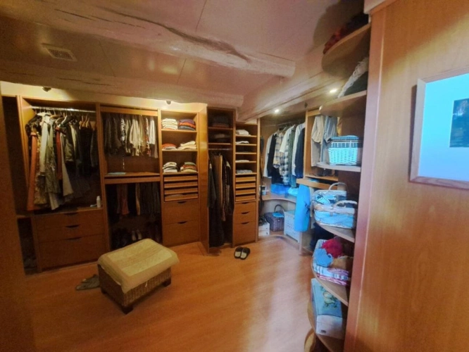 Photos 16 - Prestigious - House